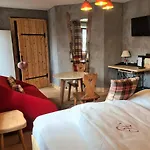 Hotel Domaine Du Jardin Hôtel&chalets Privé Rehaupal