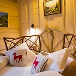 Domaine Du Jardin Hôtel&chalets Privé Hotel 4*