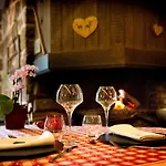 Domaine Du Jardin Hôtel&chalets Privé Rehaupal