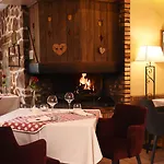 Domaine Du Jardin Hôtel&chalets Privé Hotel Rehaupal