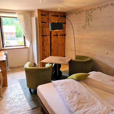 Domaine Du Jardin Hôtel&chalets Privé Hotel 4*