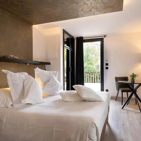 Domaine Du Jardin Hôtel&chalets Privé 4*