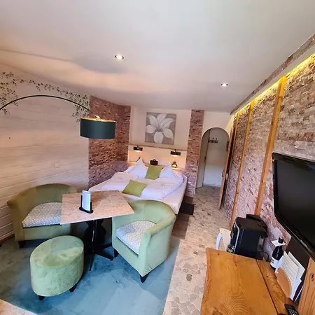 Domaine Du Jardin Hôtel&chalets Privé Rehaupal