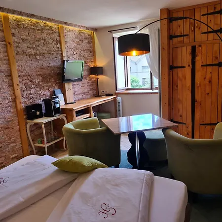 Отель Domaine Du Jardin & Prive