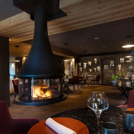 Domaine Du Jardin Hôtel&chalets Privé Hotel Rehaupal