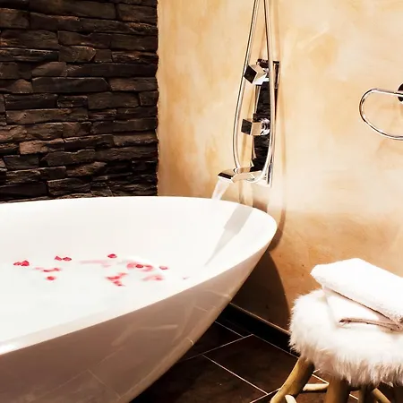 Domaine Du Jardin & Prive Rehaupal