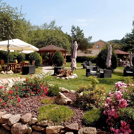 Отель Domaine Du Jardin & Prive 4*