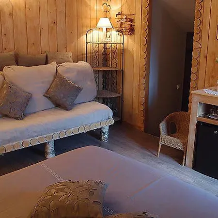 Отель Domaine Du Jardin & Prive 4*