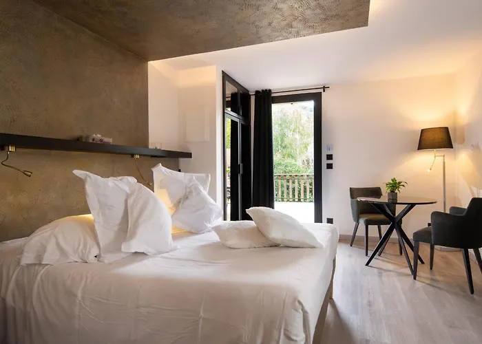 Domaine Du Jardin & Prive 4*