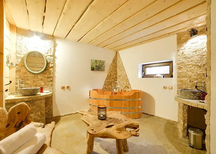 Domaine Du Jardin & Prive 4* Rehaupal