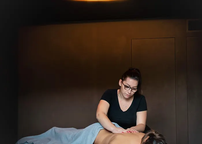 Domaine Du Jardin & Prive Hotel